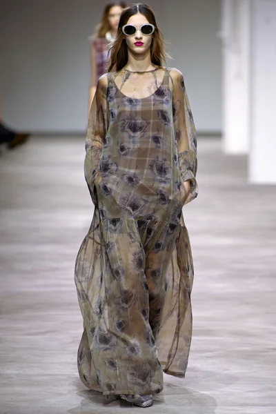 Look 38